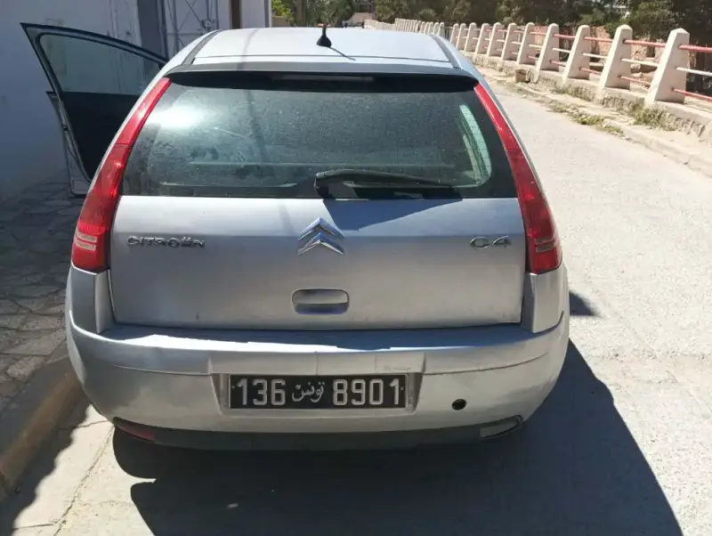 Citroen C4 2009 230000 km