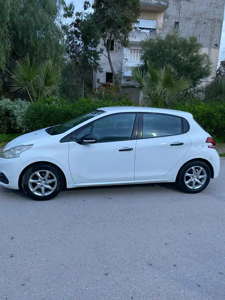 Peugeot 208 2017 113000 km