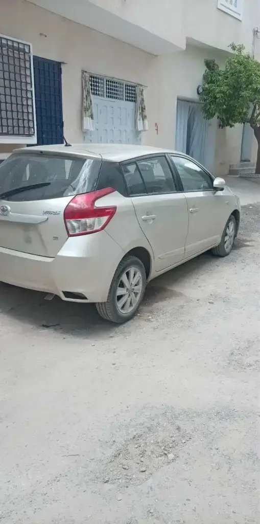 Toyota Yaris 2015
