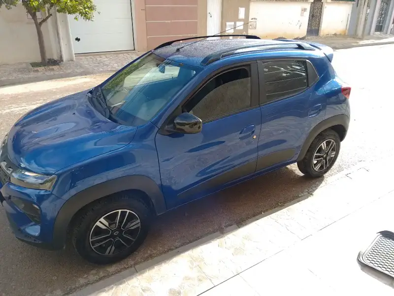 Renault kwid 2023 23000 km
