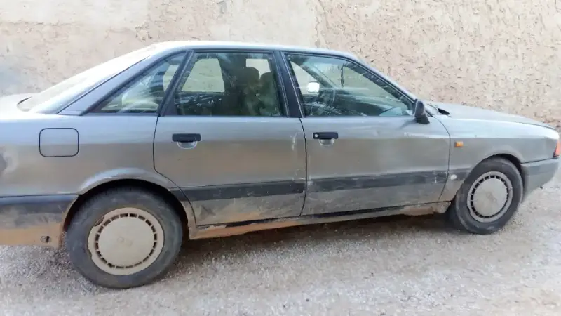 Audi 80 1988 10000 km