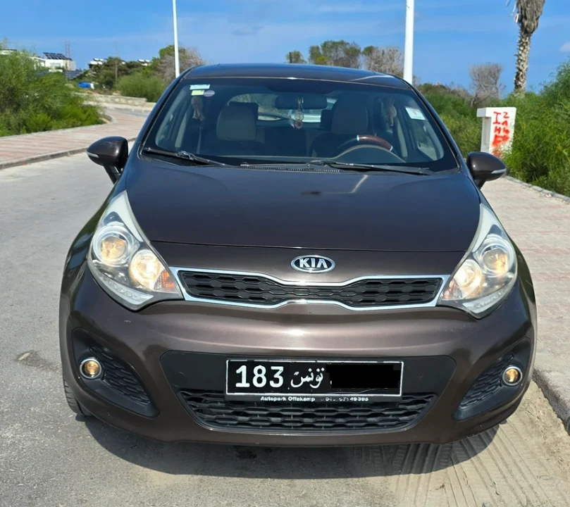 À Vendre : KIA RIO 2013 BVA (Importée du Golfe) - Toutes Options & Faible…