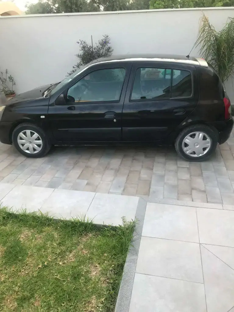 Renault Clio 2007 160000 km