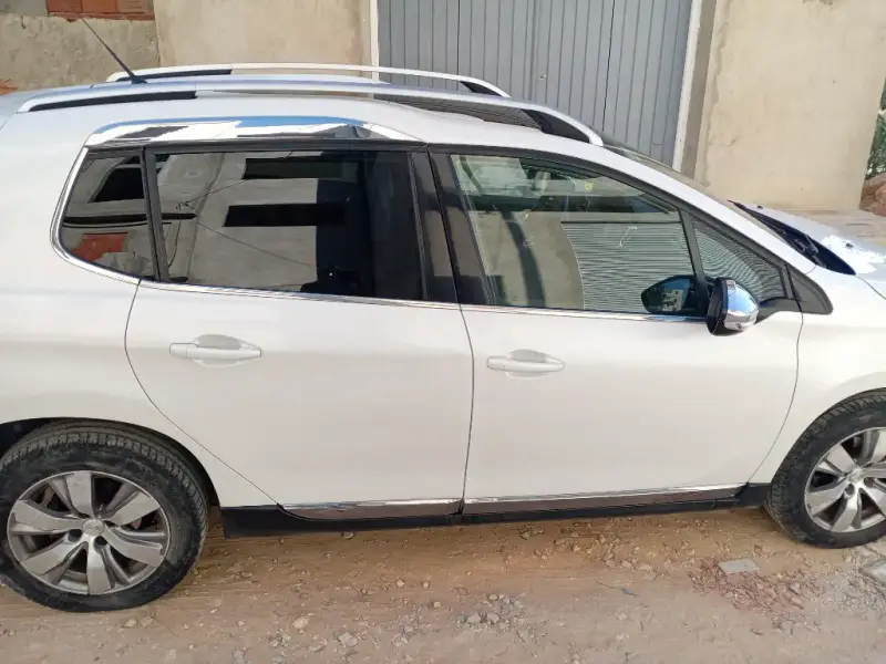 Peugeot 2008 2015 179000 km