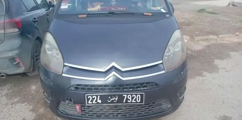Citroen C4 picasso ii 2009 360 km
