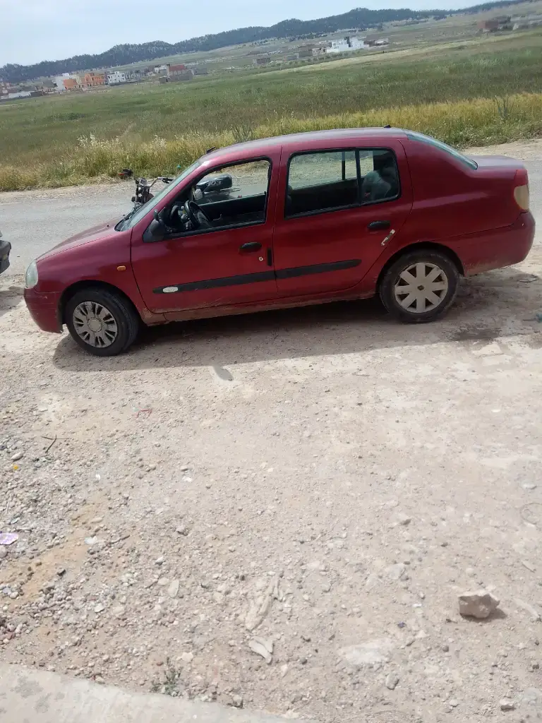 Renault Clio 2002 295 km