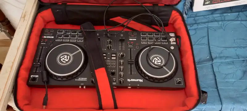 Dj numark mixtrack pro fx