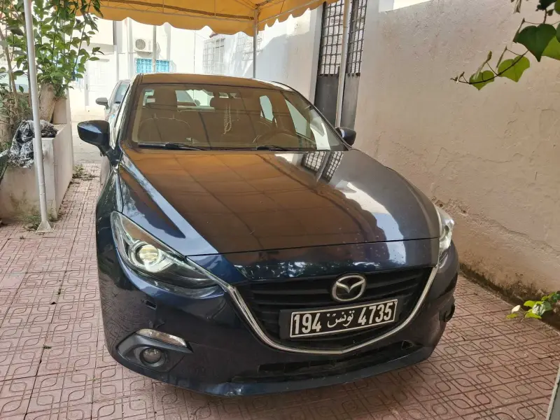 MAZDA 3 Berline (Sedan) Essence – Première Main