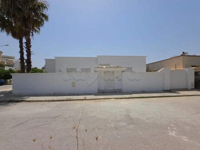 Villa de 427 m² à Borj Cedria