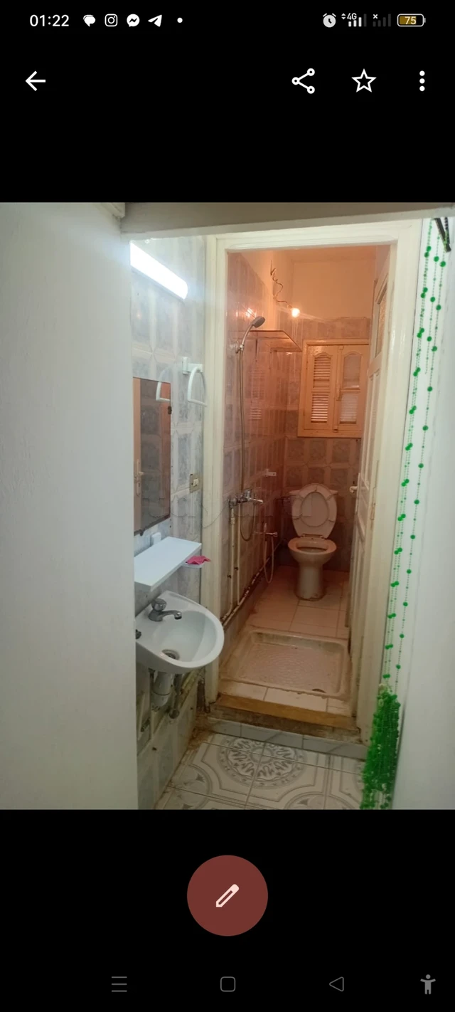 A louer maison 1 er étage bon voisinage