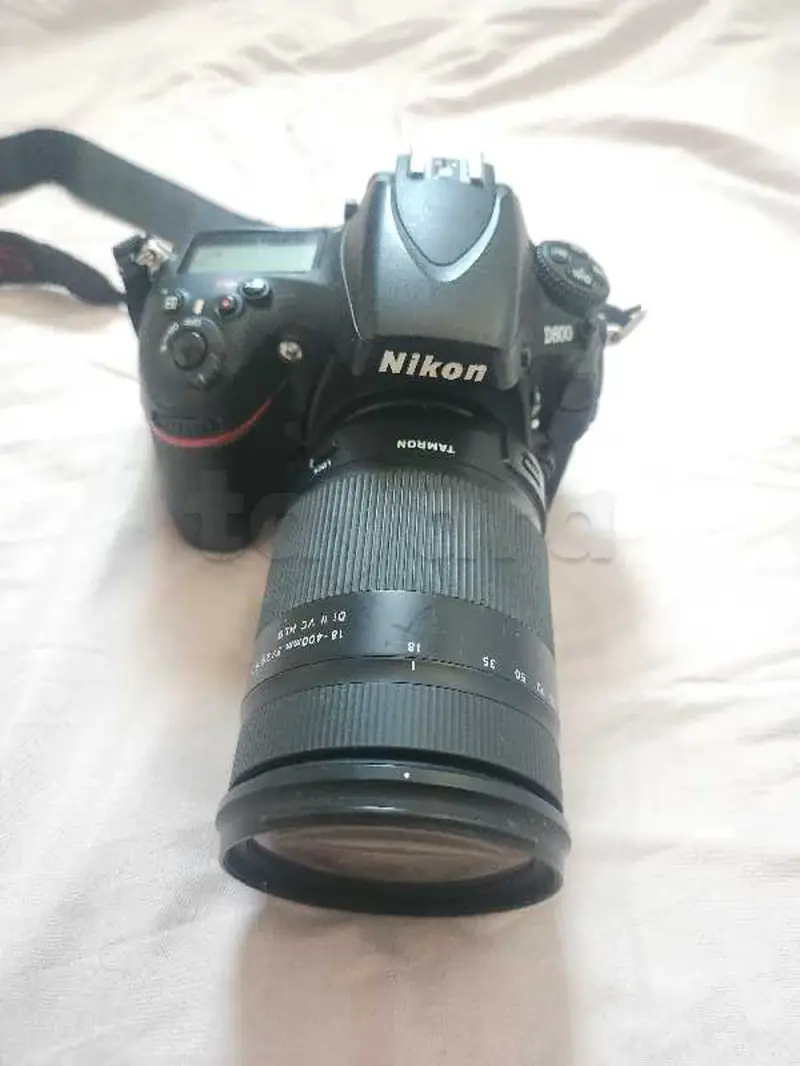 NIKON D800