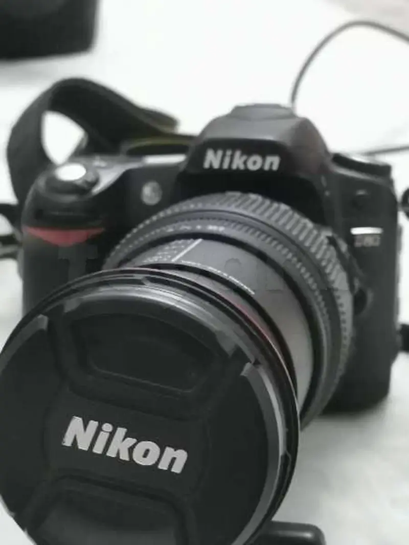 Camera nikon D80