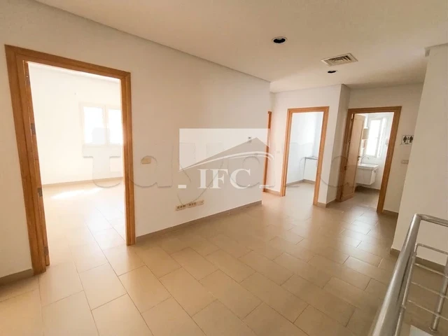 Bureau à louer-300m²-Ariana-El Menzah 1-IFCA174