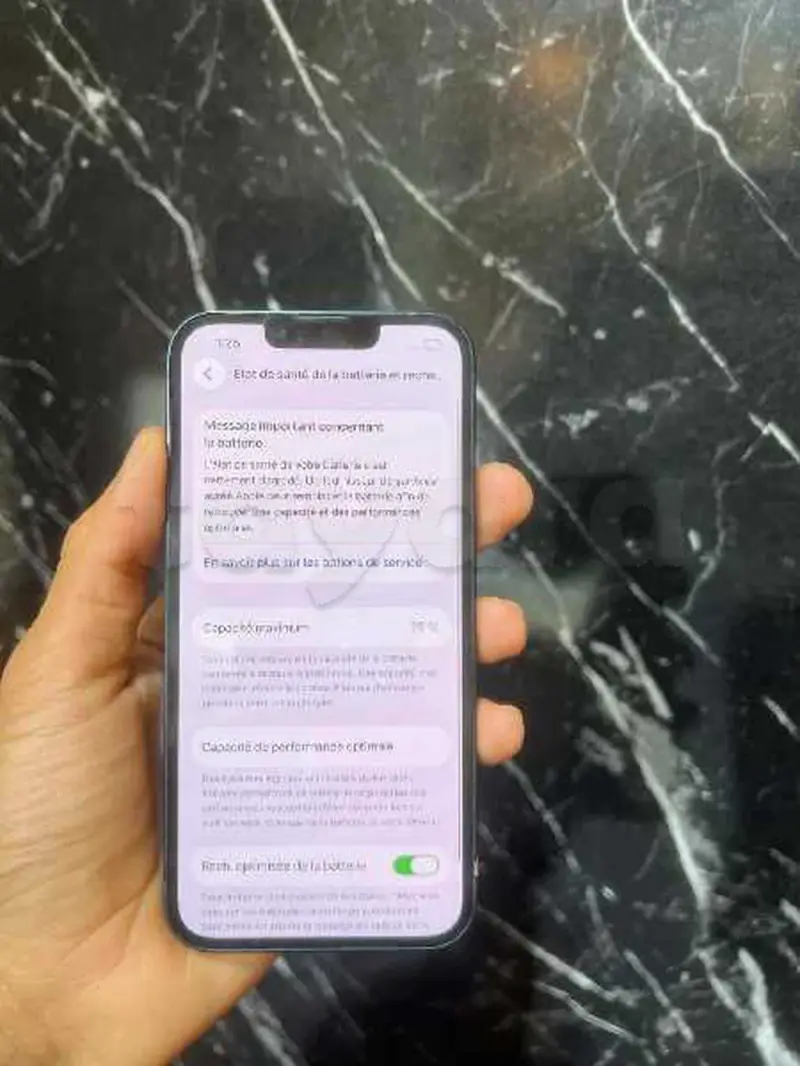 iPhone 13 256 stkage